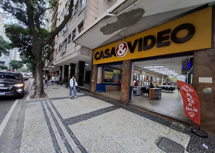 Temporada Em Copacabana: Conforto E Praia Para 4 Rio de Janeiro